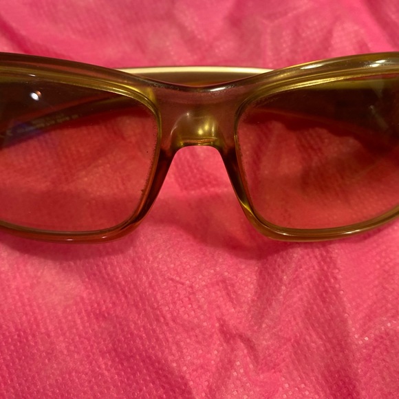 Gucci Sunglasses - Picture 4 of 12